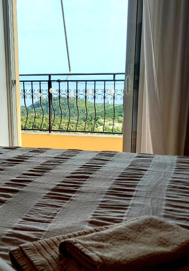 Amphora Guesthouse Himare Luaran gambar
